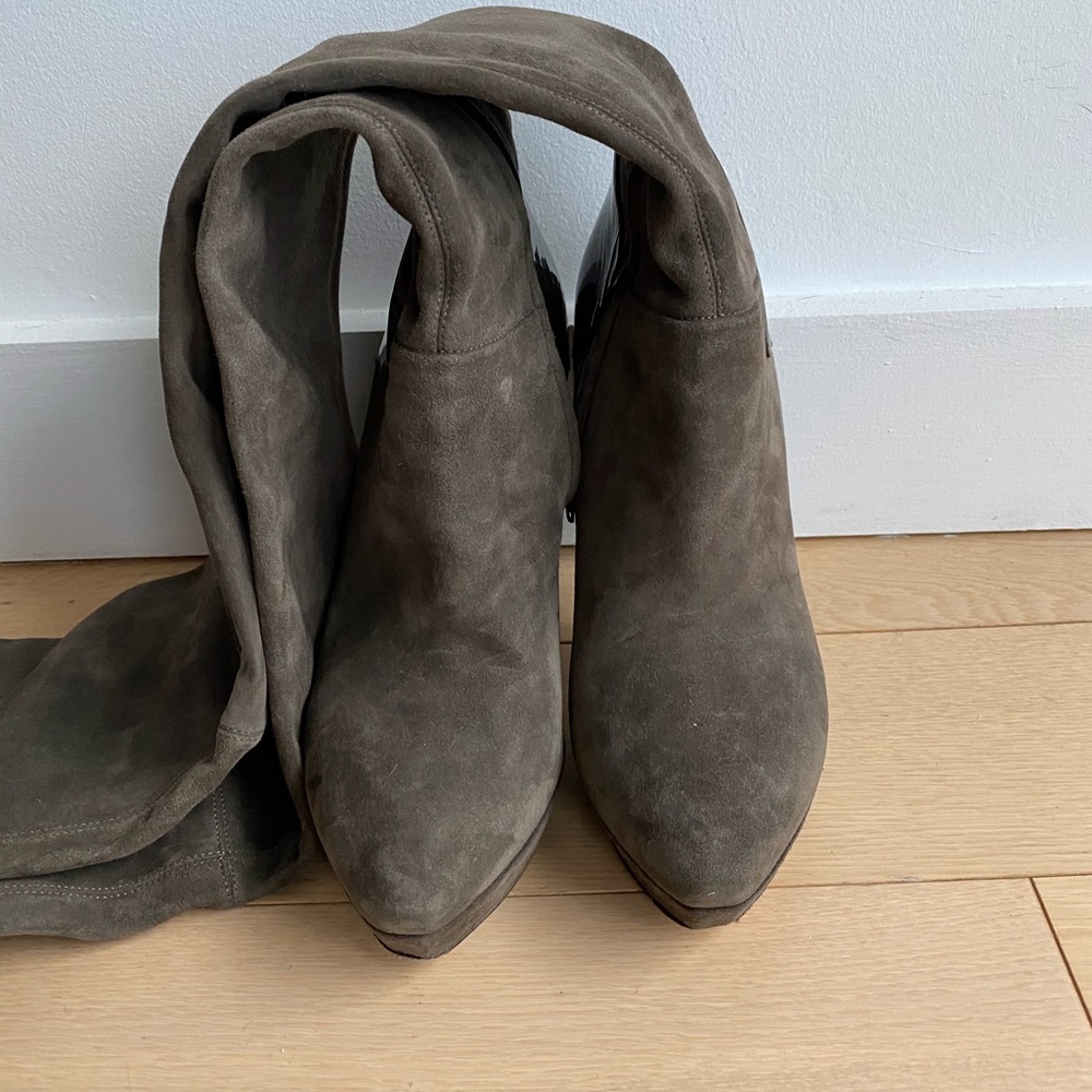 GUCCI  OVER -THE-KNEE BOOTS